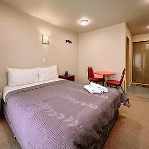4* Motel Bealey Avenue